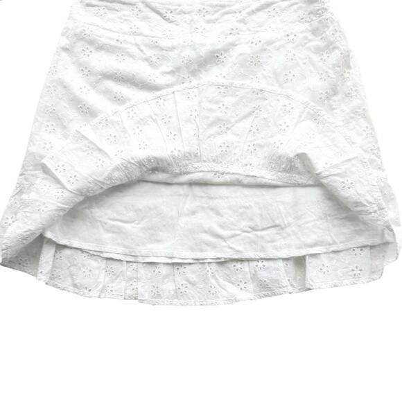 Kendall & Kylie Eyelet Floral Mini Skirt Women’s Size Small Coquette - Picture 3 of 6